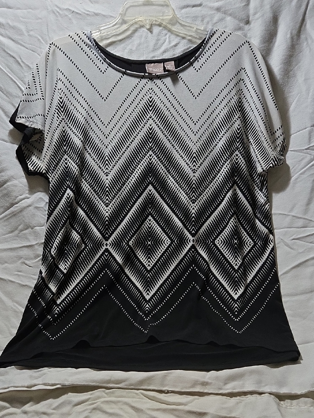 Chico's Black and White Chevron Diamond Short Sleeve Top